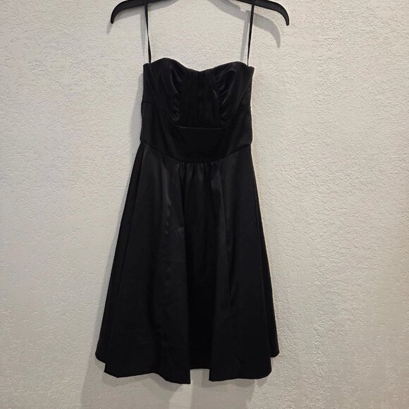 White House Black Market Strapless Black Satin Cocktail Dress - Picture 1 of 7